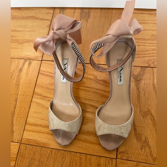 Peep Toe Heels with Satin Ribbon - Picture 2 of 11